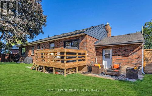 884 Eagle Drive, Burlington, ON - Outdoor With Deck Patio Veranda With Exterior