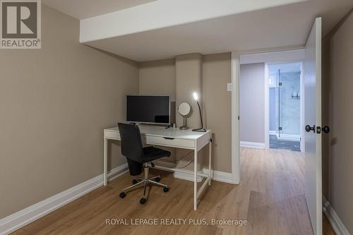 884 Eagle Drive, Burlington, ON - Indoor Photo Showing Office