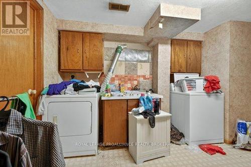 798 Arundel Place, Kingston (South Of Taylor-Kidd Blvd), ON - Indoor Photo Showing Laundry Room