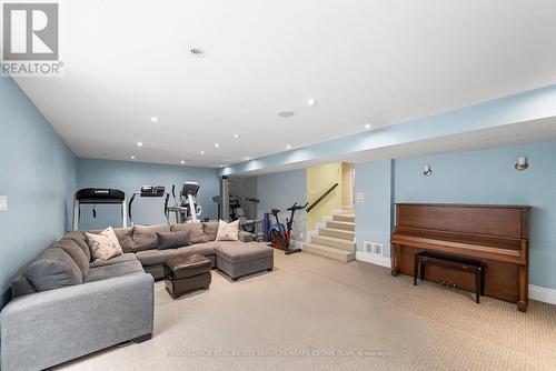 25 Strathgowan Crescent, Toronto, ON - Indoor