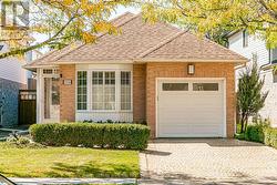 2926 ADDISON STREET  Burlington, ON L7M 4K4
