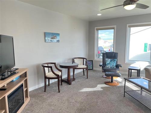 81 Mockingbird Drive, Brandon, MB - Indoor