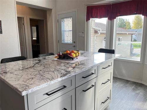 81 Mockingbird Drive, Brandon, MB - Indoor Photo Showing Kitchen