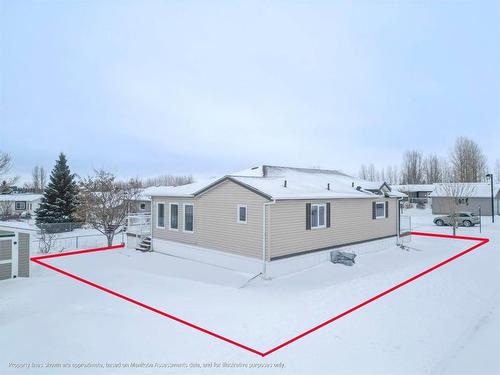 81 Mockingbird Drive, Brandon, MB - Outdoor