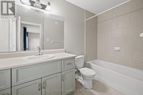 675 Fieldstone Drive, Kingston (Kingston East (Incl Barret Crt)), ON - Indoor Photo Showing Bathroom