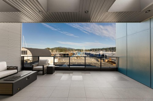 201-2270 Harbour Rd, Sidney, BC - Outdoor With Exterior