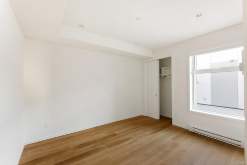 201-2270 Harbour Rd, Sidney, BC - Indoor Photo Showing Other Room