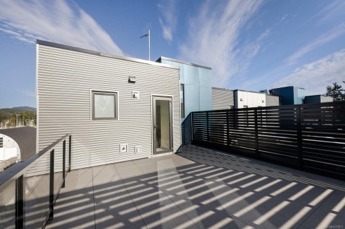 201-2270 Harbour Rd, Sidney, BC - Outdoor With Exterior