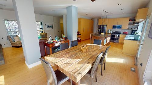 2919 Westview Road, Cranbrook, BC - Indoor Photo Showing Dining Room