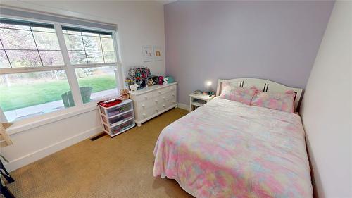 2919 Westview Road, Cranbrook, BC - Indoor Photo Showing Bedroom