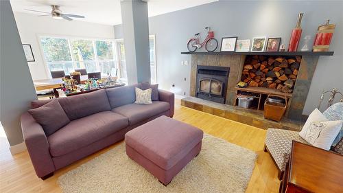2919 Westview Road, Cranbrook, BC - Indoor Photo Showing Living Room With Fireplace