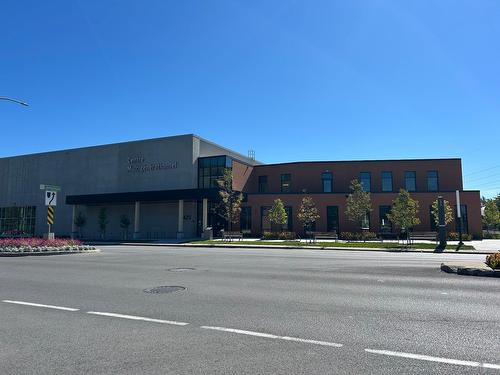 À proximité - 204-6300 Place Bonaventure, Brossard, QC - Outdoor