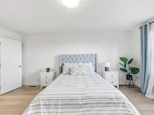 14 Bristolton Avenue, Bedford, NS 