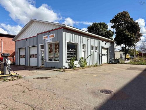 139 Victoria Street, Amherst, NS 