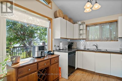 122 Bayview Drive, Greater Napanee (Greater Napanee), ON - Indoor Photo Showing Kitchen With Double Sink