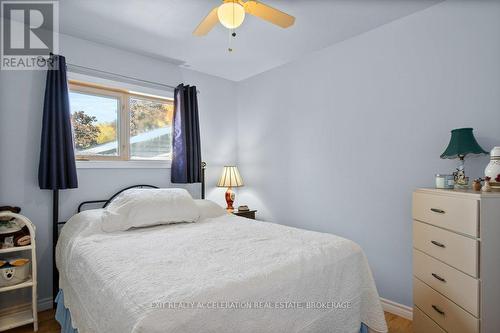 122 Bayview Drive, Greater Napanee (Greater Napanee), ON - Indoor Photo Showing Bedroom