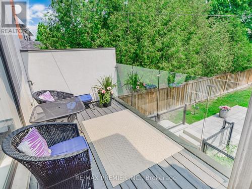 111 Codsell Avenue, Toronto, ON - Outdoor