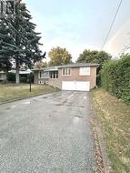 45 AMBROSE ROAD  Toronto, ON M2K 1S2