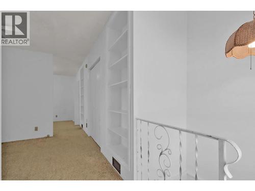 312 Scott Avenue, Penticton, BC - Indoor Photo Showing Other Room