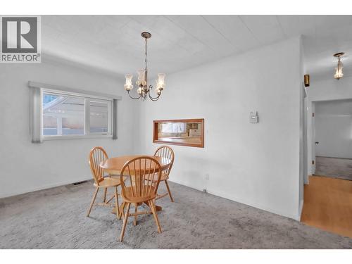 312 Scott Avenue, Penticton, BC - Indoor Photo Showing Dining Room