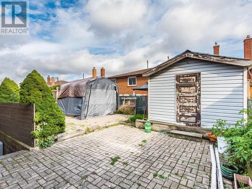 17 Fallway Road, Brampton, ON - Outdoor