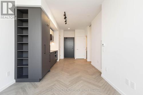 818 - 689 The Queensway Street, Toronto, ON - Indoor Photo Showing Other Room