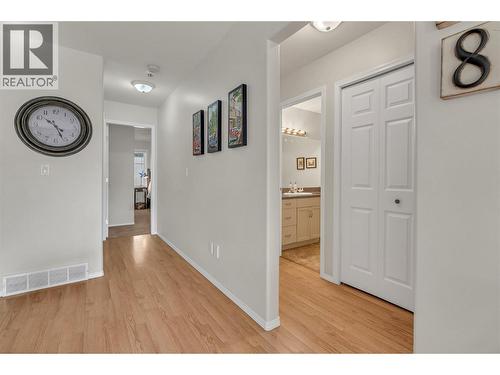 654 Pickering Street Unit# 107, Penticton, BC - Indoor Photo Showing Other Room