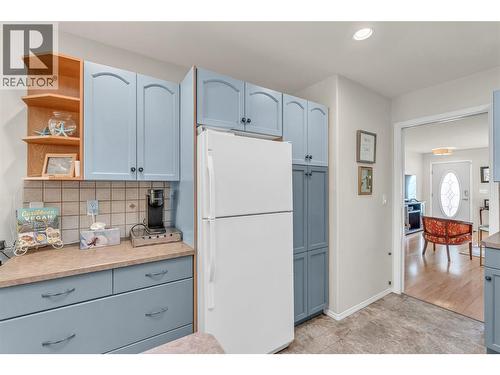 654 Pickering Street Unit# 107, Penticton, BC - Indoor Photo Showing Kitchen
