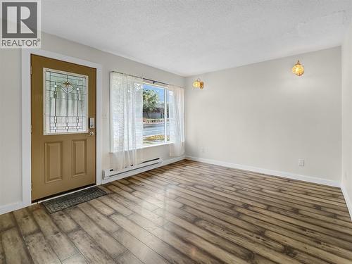 2210 Warren Avenue, Kimberley, BC - Indoor Photo Showing Other Room