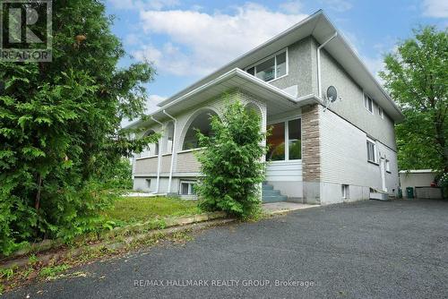 2666 Regina Street, Ottawa, ON - Outdoor