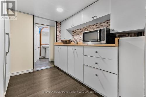 2666 Regina Street, Ottawa, ON - Indoor Photo Showing Kitchen