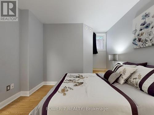 147 - 415 Jarvis Street, Toronto, ON - Indoor Photo Showing Bedroom