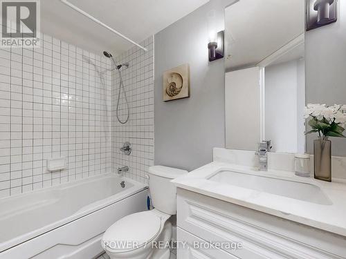 147 - 415 Jarvis Street, Toronto, ON - Indoor Photo Showing Bathroom