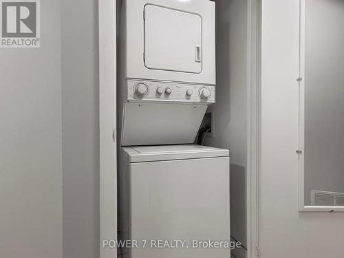 147 - 415 Jarvis Street, Toronto, ON - Indoor Photo Showing Laundry Room