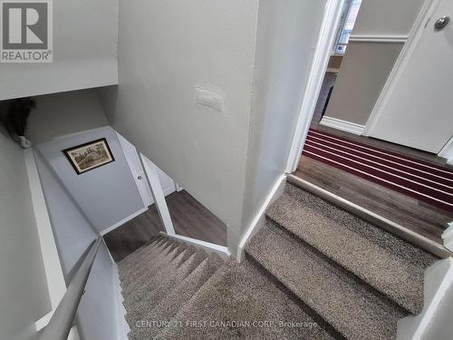 15 Mohican Drive, Woodstock (Woodstock - North), ON - Indoor Photo Showing Other Room