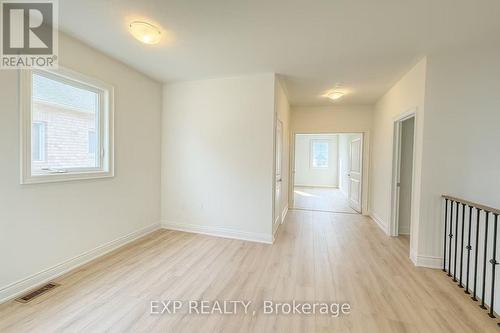 9 Kenneth Appleton Avenue, Richmond Hill, ON - Indoor Photo Showing Other Room