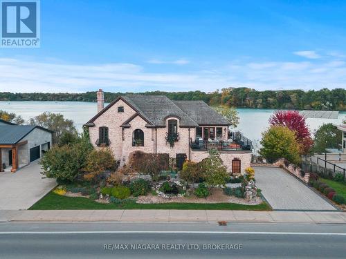 358C Martindale Road, St. Catharines (Martindale Pond), ON - Outdoor With Body Of Water
