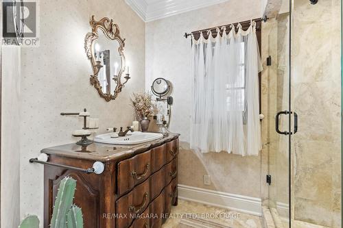 358C Martindale Road, St. Catharines (Martindale Pond), ON - Indoor Photo Showing Bathroom
