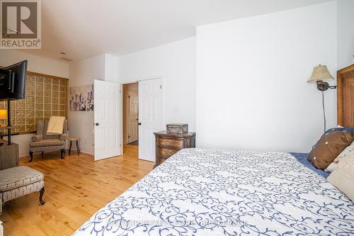 64 Yates Street, St. Catharines (Downtown), ON - Indoor Photo Showing Bedroom