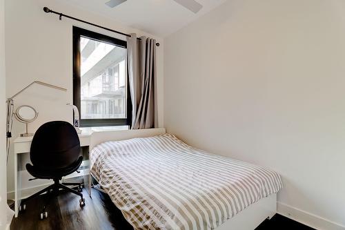 Chambre à coucher - 554-1414 Rue Chomedey, Montréal (Ville-Marie), QC - Indoor Photo Showing Bedroom