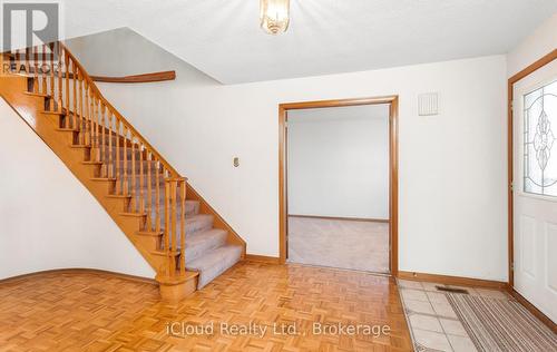 73 Blackmere Circle, Brampton, ON - Indoor Photo Showing Other Room