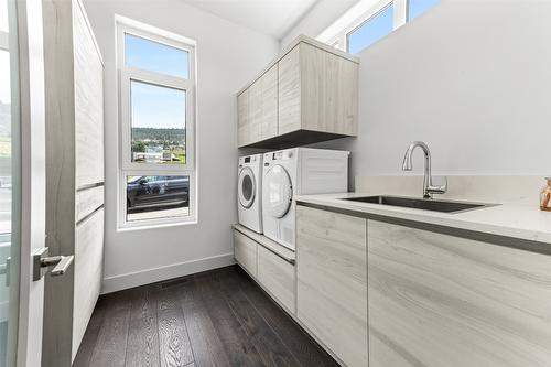 2805 Aikins Loop, Naramata, BC - Indoor Photo Showing Laundry Room