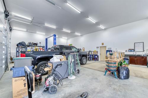 2805 Aikins Loop, Naramata, BC - Indoor Photo Showing Garage