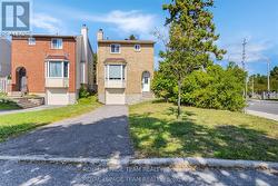 2 BROOKHAVEN COURT  Ottawa, ON K2H 9E3