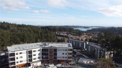 402-2000 West Park Lane, View Royal, BC - Outdoor With View