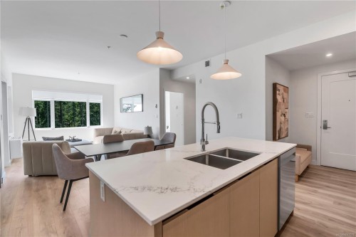 401-2000 West Park Lane, View Royal, BC - Indoor Photo Showing Kitchen With Double Sink With Upgraded Kitchen