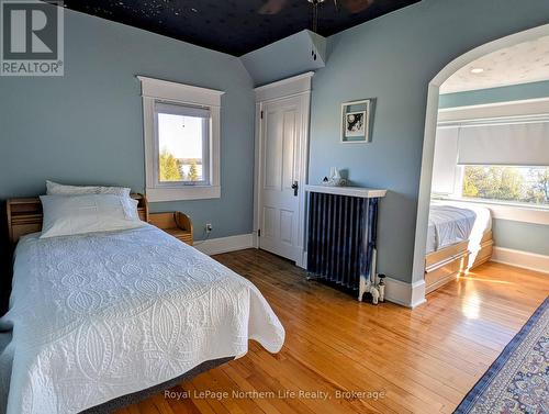 702 Rorke Avenue, Temiskaming Shores (Haileybury), ON - Indoor Photo Showing Bedroom