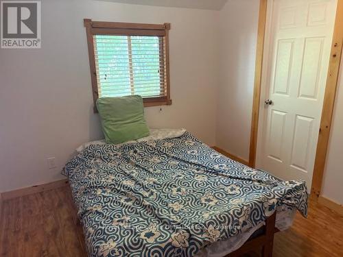 15588 Highway 35, Algonquin Highlands (Stanhope), ON - Indoor Photo Showing Bedroom