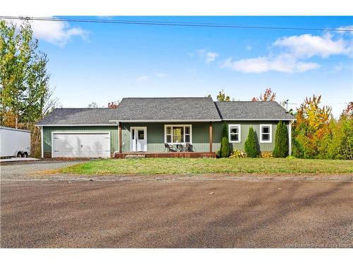 31 Lyman ST  Burton, NB E2V 0H9