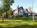 8 Ravenhill Drive, Kleefeld, MB  - Outdoor With Facade 
